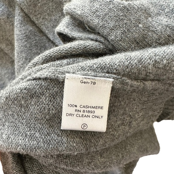 Isaac Mizrahi Live Women's Grey 100% Cashmere Button‎ Down Cardigan Size M - Picture 4 of 9